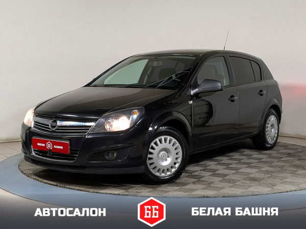 Opel Astra 2011 Черный